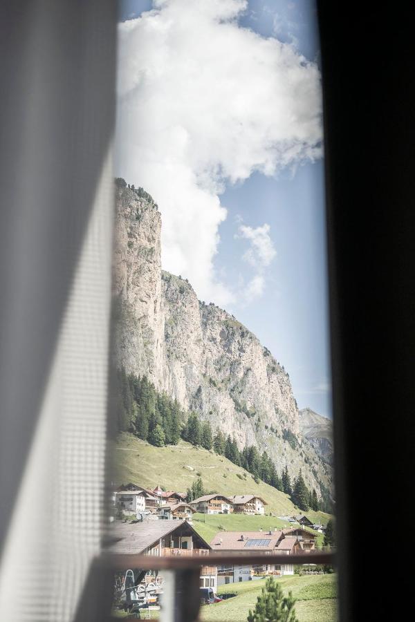 Hotel Acadia - Adults Mountain Home Selva di Val Gardena Ngoại thất bức ảnh
