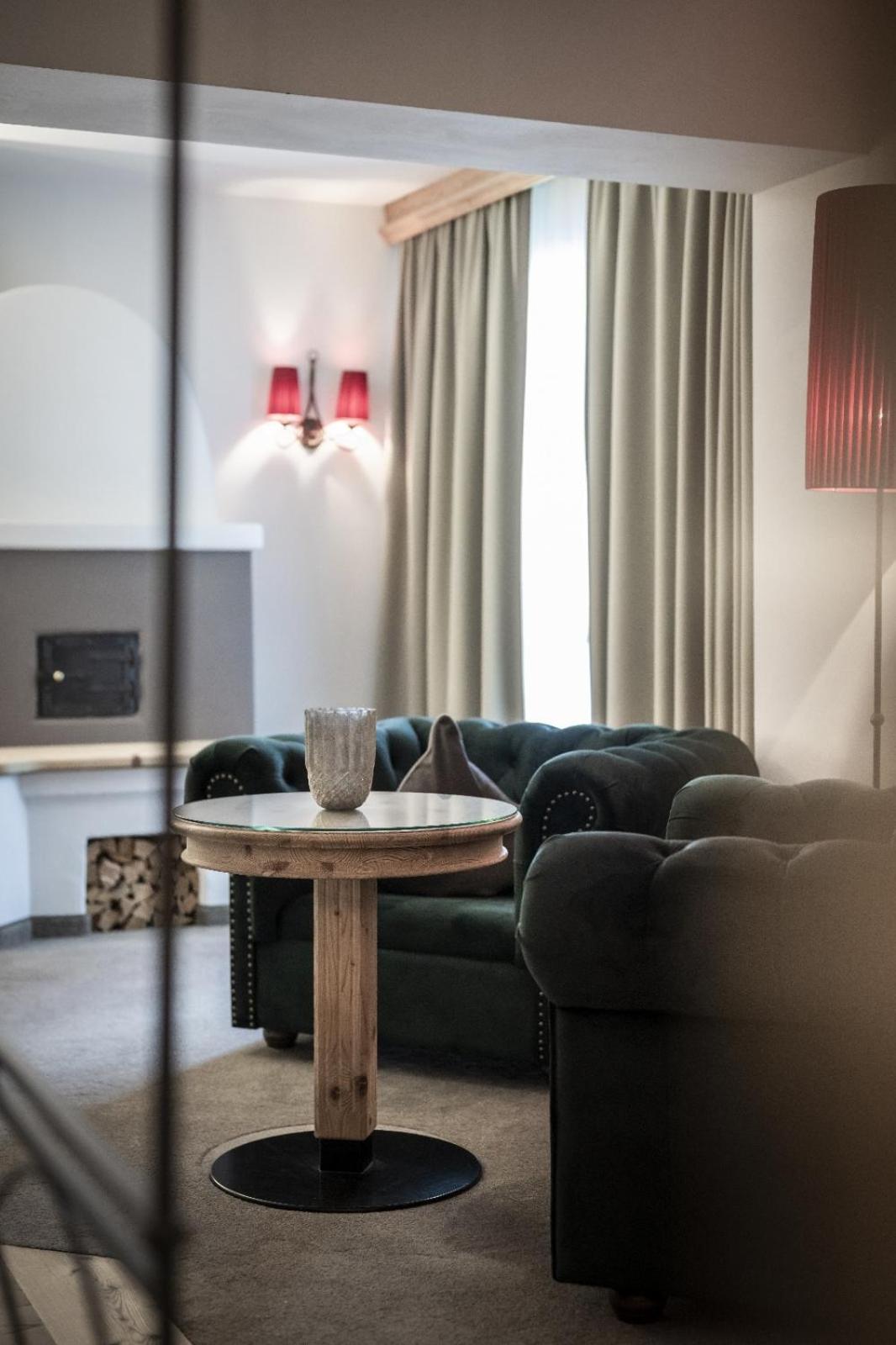 Hotel Acadia - Adults Mountain Home Selva di Val Gardena Ngoại thất bức ảnh